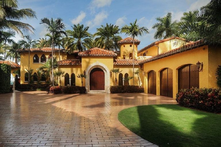 What makes Enrique Iglesias' Miami home unique